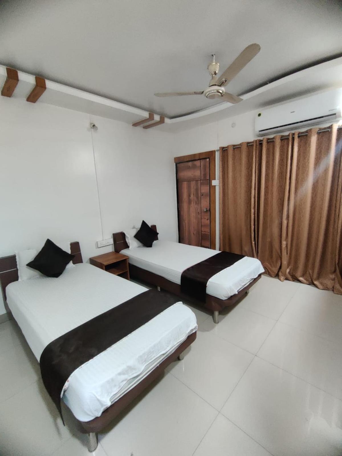 Gulmohar - By Mansi Service Apartment Nagpur Esterno foto